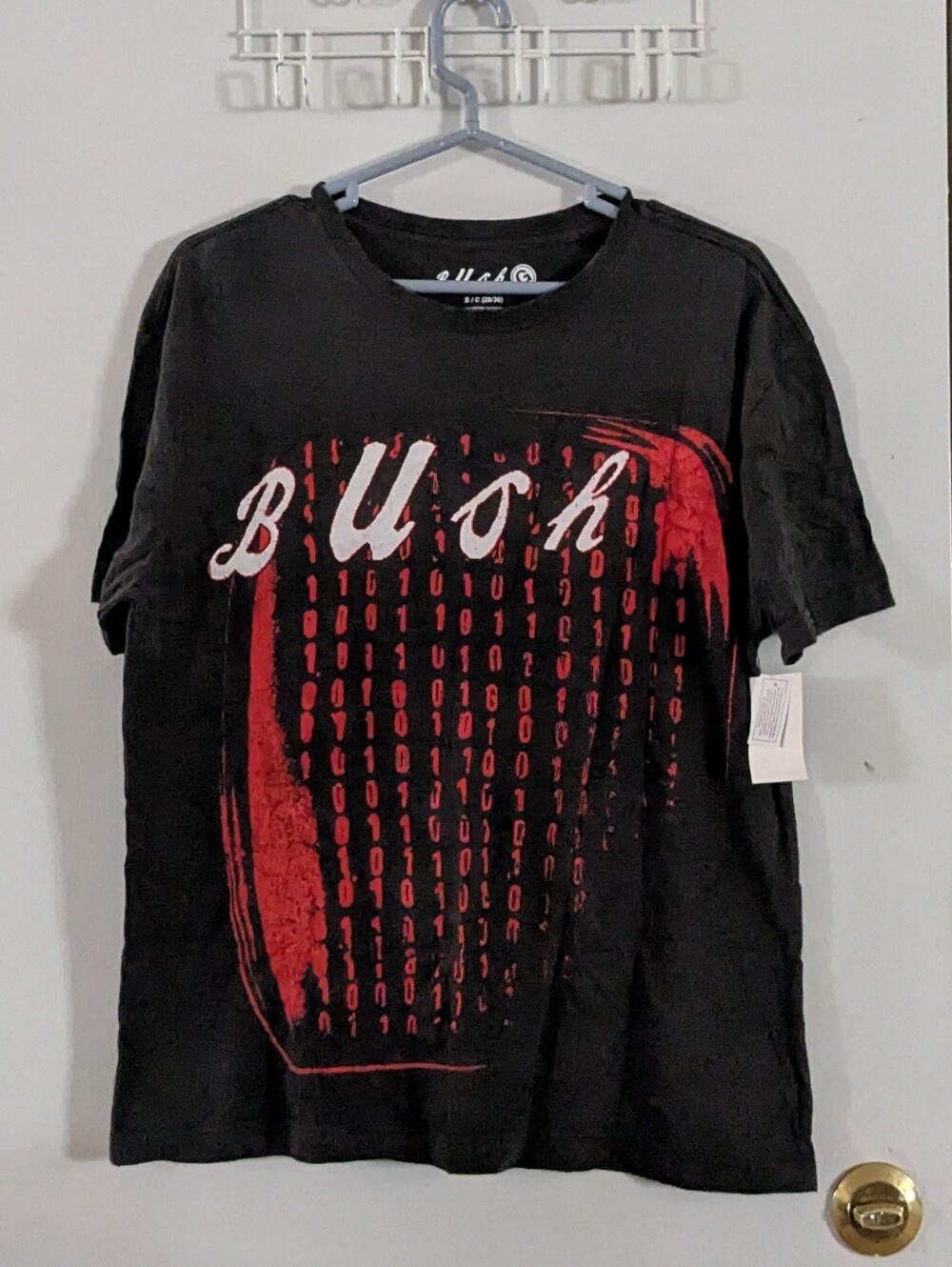 NWT Black 'Bush' Logo Tee Sm